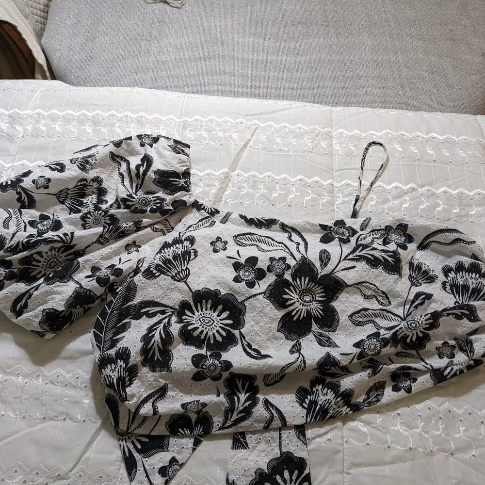 Anthropologie Maeve Black White Floral Eyelet One Shoulder Bow Back Blouse - 20W - Picture 3 of 14